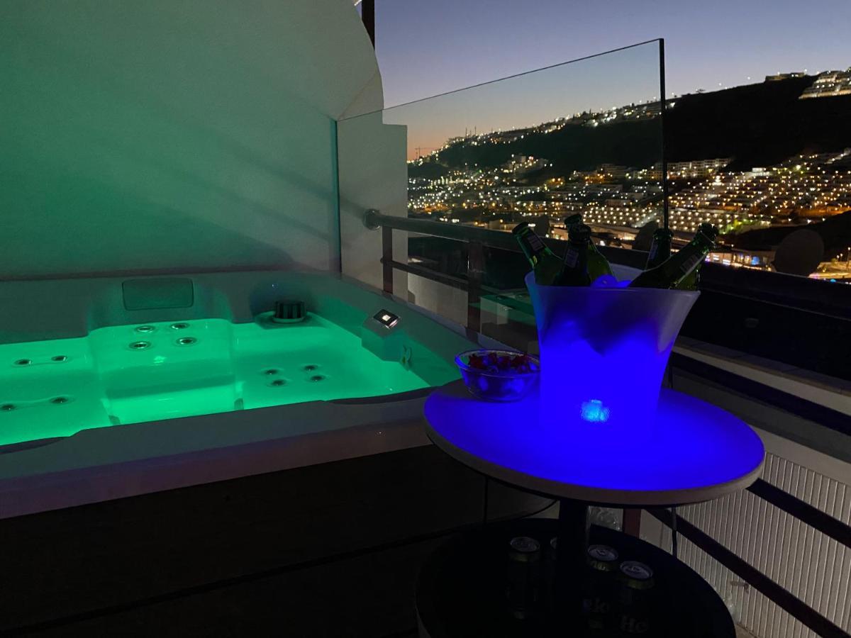 Villa Mogan Mall, Con Jacuzzi Y Playstation 5 Пуерто-Ріко Екстер'єр фото